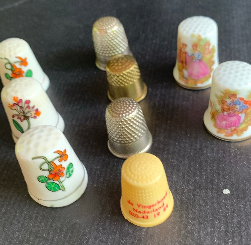 Verzameling vingerhoedjes (9 stuks), Verzamelen, Vingerhoedjes, Ophalen of Verzenden, Gebruikt, Overige materialen, Nederland