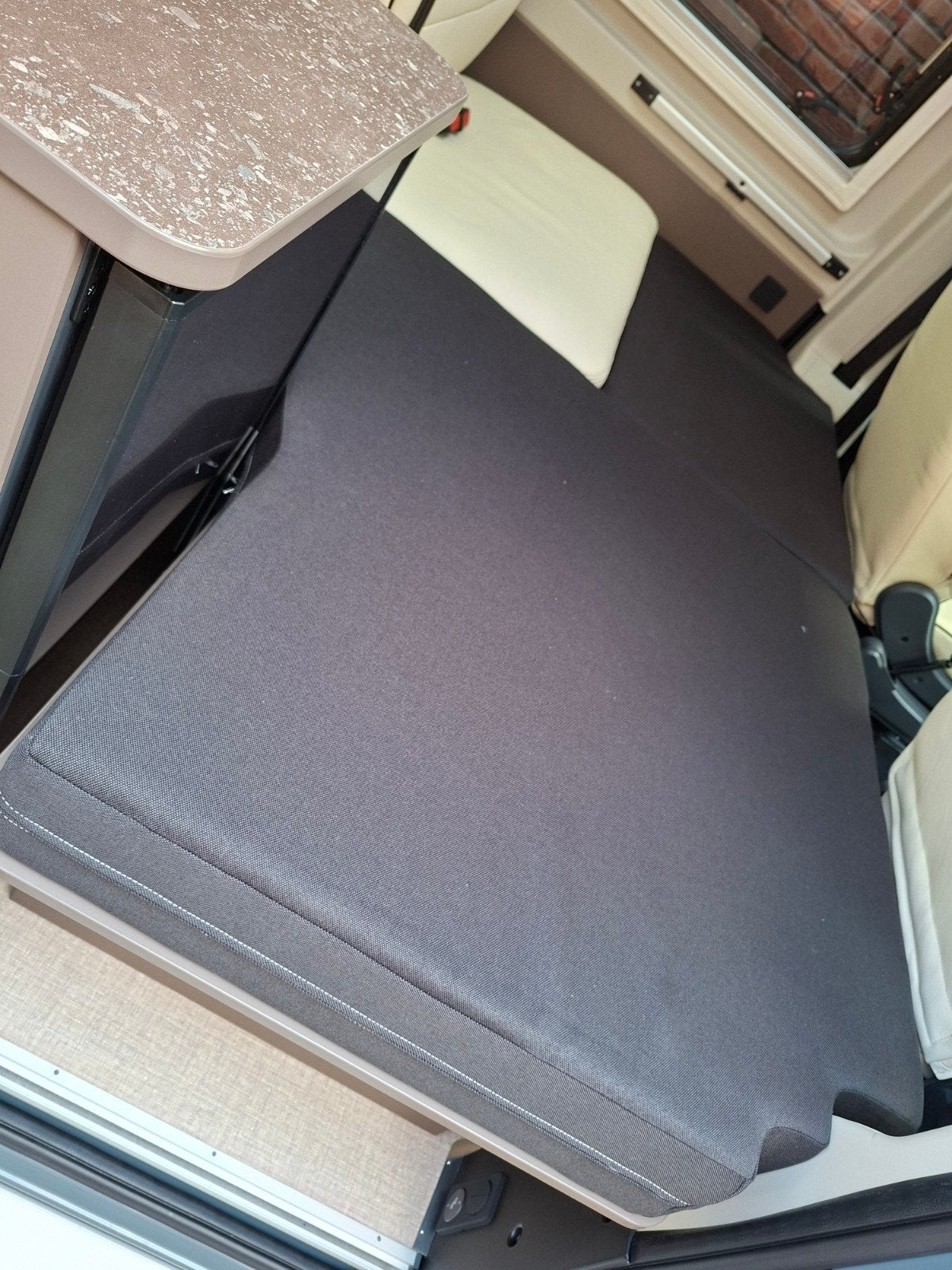 Logeerbed / 3e bed voor Burstner Campeo / B66 (nieuw), Caravans en Kamperen, Ophalen, Nieuw