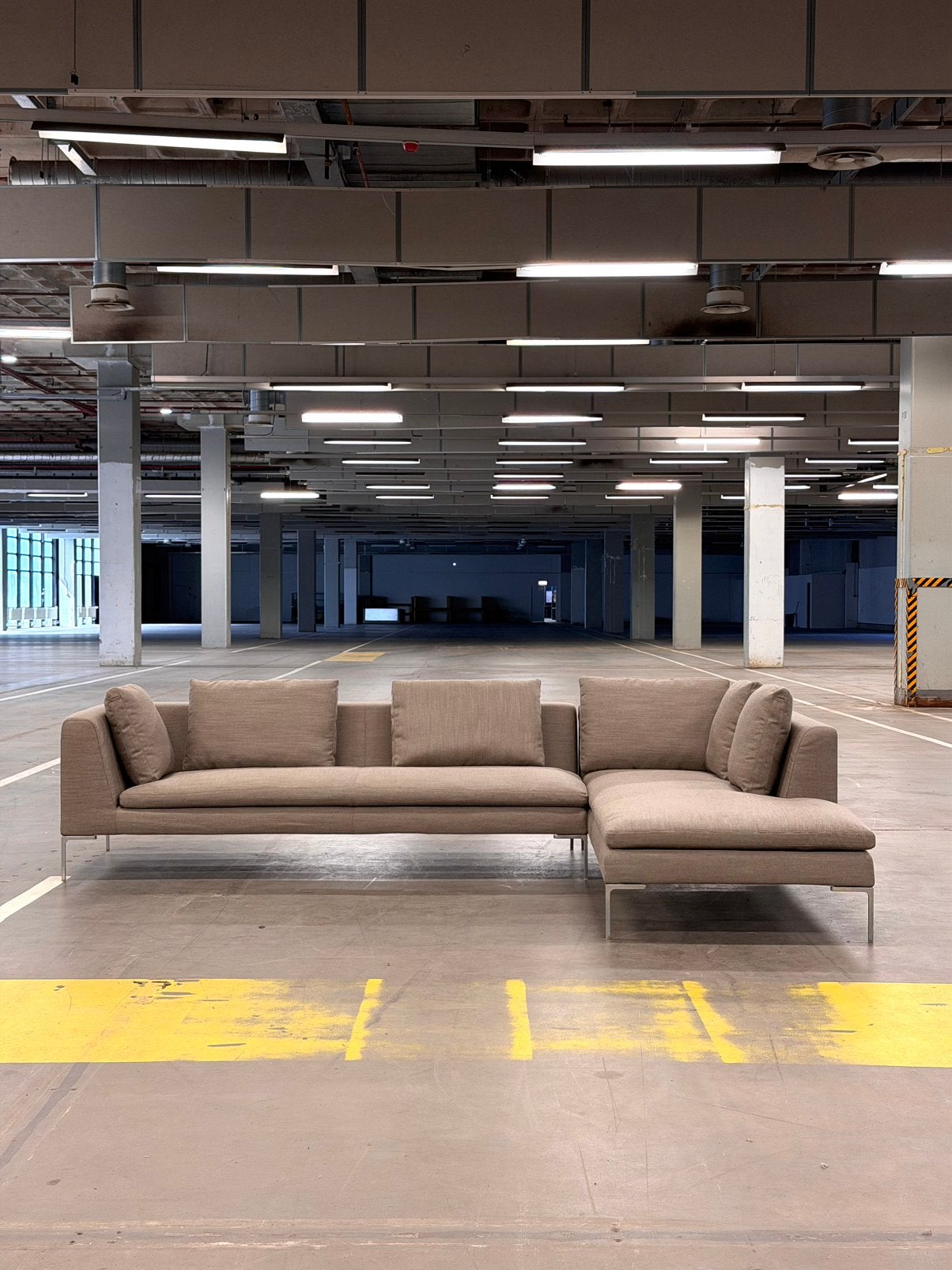 B&B Italia Charles Hoekbank | Taupe | NIEUWSTAAT + Garantie, Overige materialen, Hoekbank, 300 cm of meer, Ophalen of Verzenden
