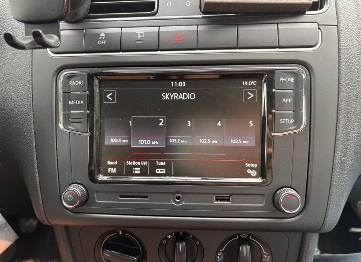 Volkswagen apple carplay en android auto infotainmentsysteem, Auto diversen, Autoradio's, Ophalen, Zo goed als nieuw