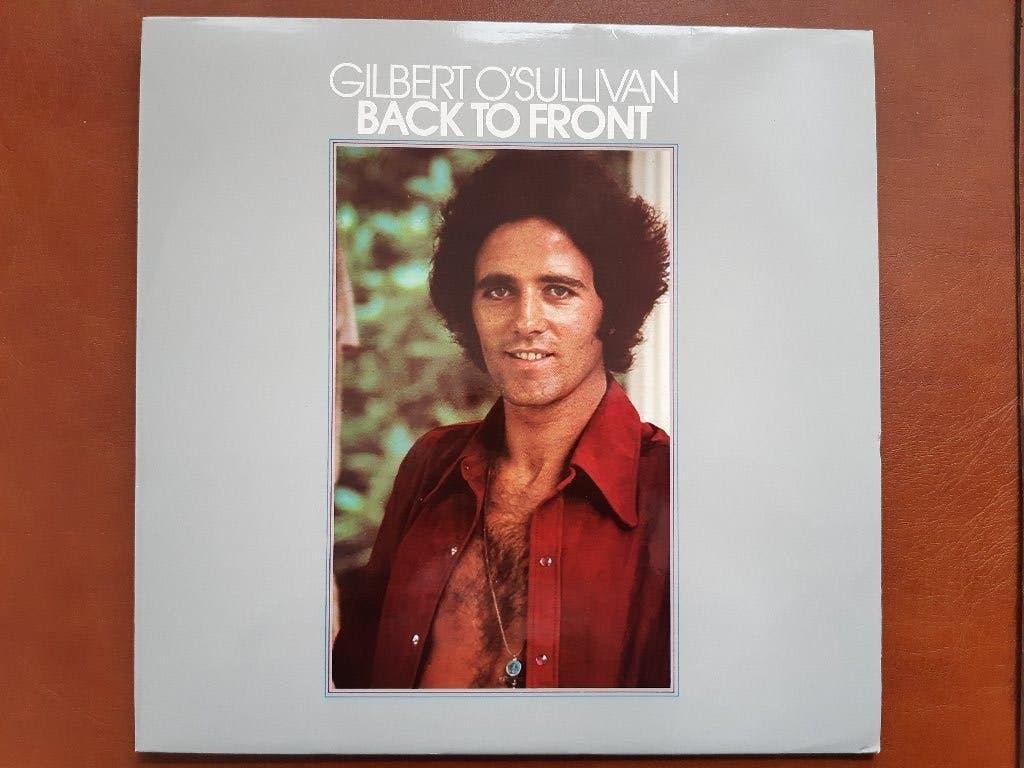 Gilbert O'Sullivan - Back To Front, Beschermende buitenhoes, Ophalen of Verzenden, Zo goed als nieuw, 12 inch