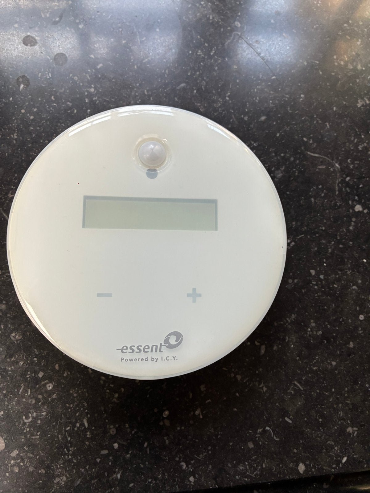 Escent ronde E-thermostaat, Ophalen of Verzenden, Slimme thermostaat, Zo goed als nieuw