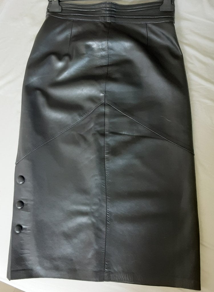 Lederen zwarte rok, Maat 38/40 (M), Zwart, Ophalen of Verzenden, Onder de knie