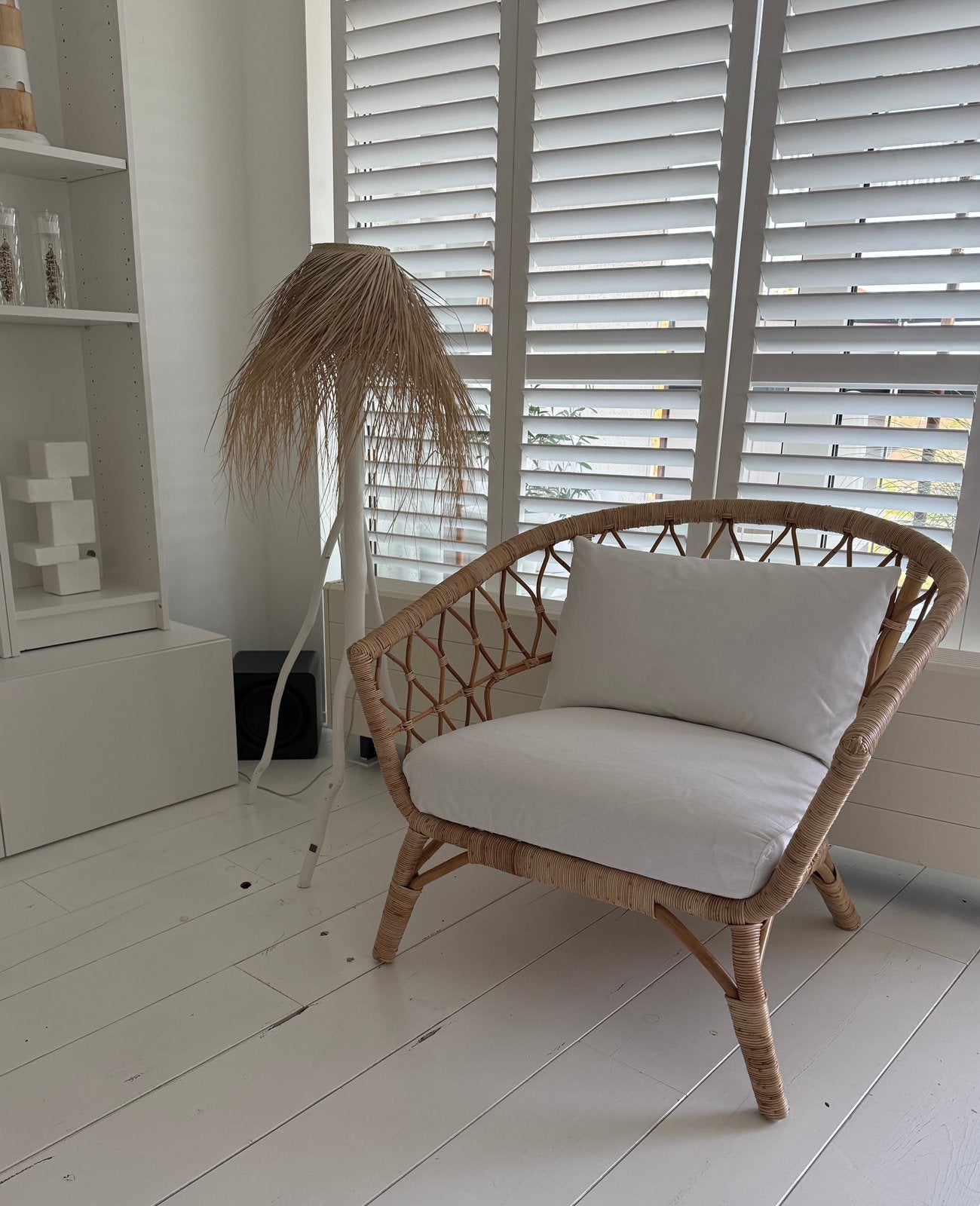 Ikea Stockholm Fauteuil - Stoel Ibiza, Ophalen, Boho Ibiza Strand Wit Rotan Riet Stoel Fauteuil Vtwonen, Zo goed als nieuw, 50 tot 75 cm