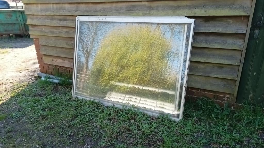 4 ruiten, Ophalen, Minder dan 80 cm, Gevelraam of Ruit
