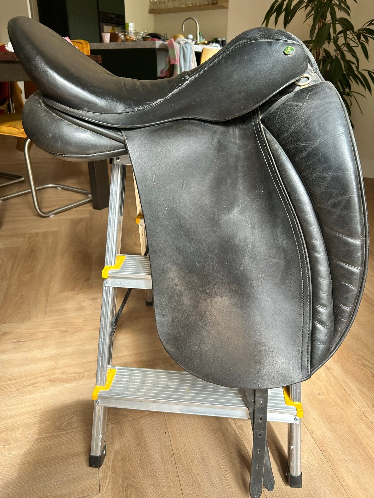Hulsebos zadel 18 inch WB3 M/W, Ophalen, Gebruikt, Dressuur