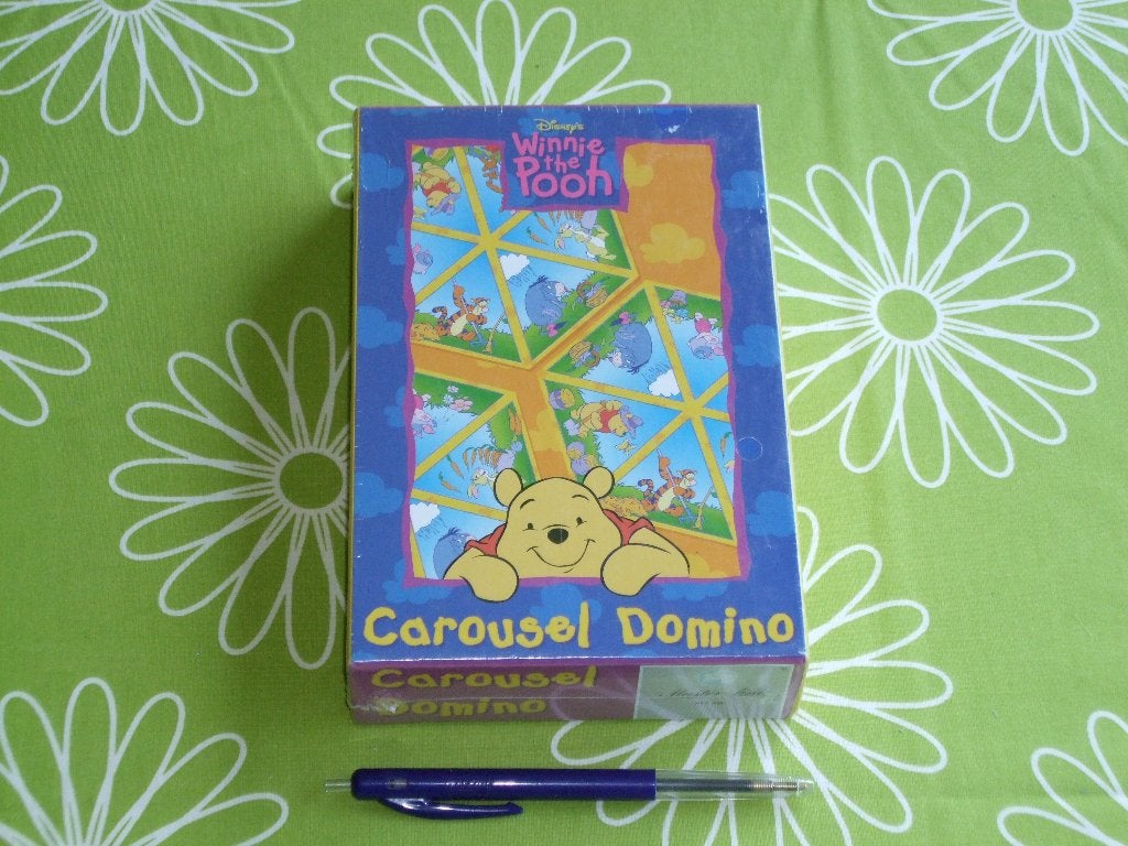 Nieuw in seal: Carousel Domino van Winnie de Poeh, Een of twee spelers, Ophalen of Verzenden, Nieuw