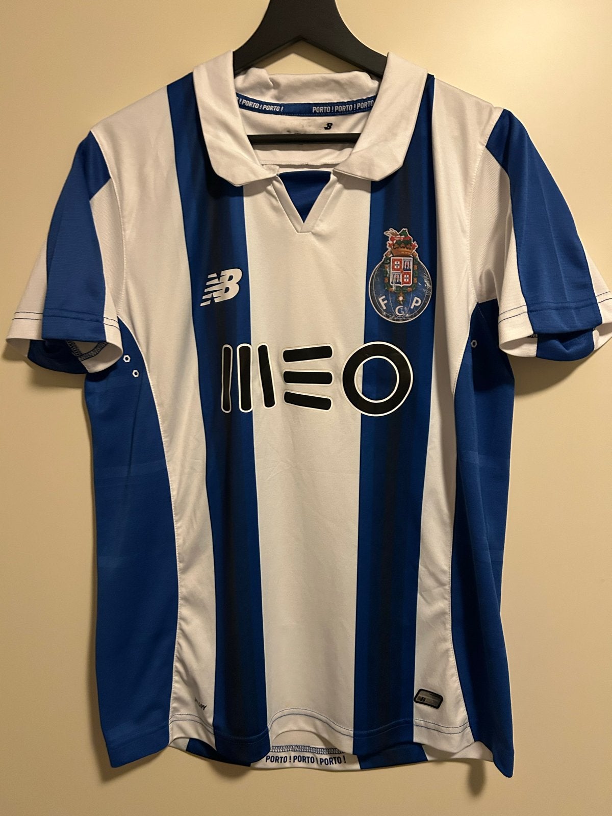 FC Porto Thuistenue 2016-2017 Maat S - Logo Beschadigd, Sport en Fitness, Voetbal, Maat S, Verzenden, Gebruikt, Shirt