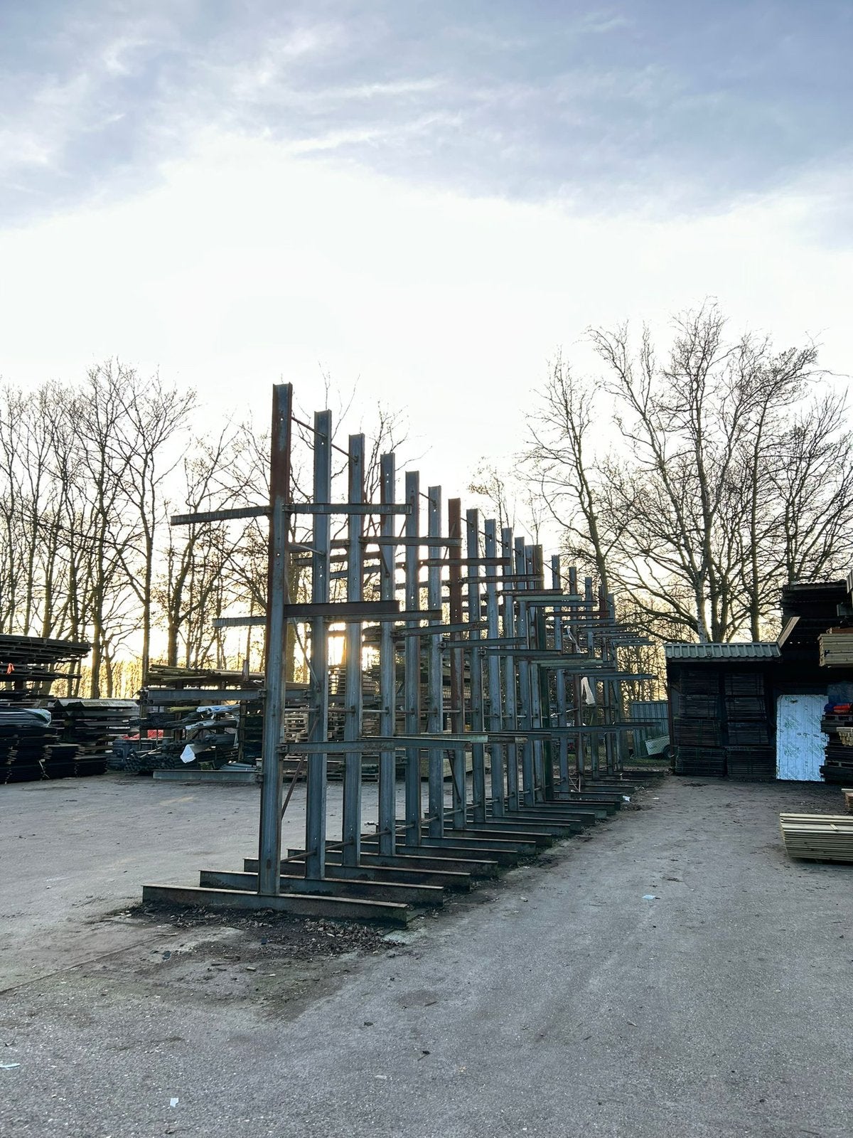 Stellingen, Tuin en Terras, Ophalen, Zo goed als nieuw, IJzer