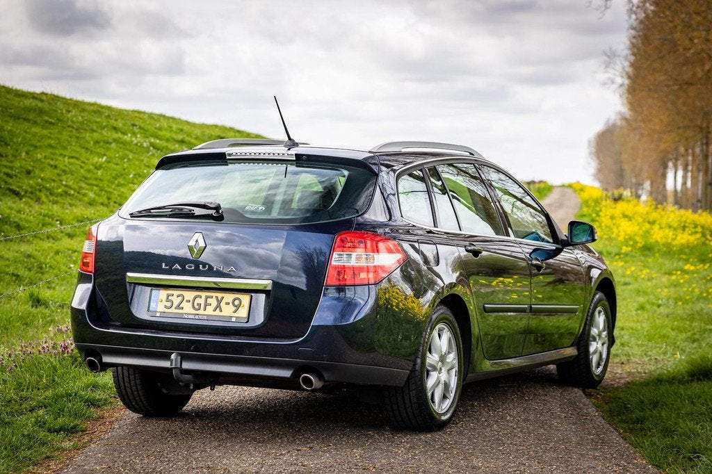 Renault Laguna Estate 2.0 16V T Dynamque | Automaat | Nap, Auto's, Renault, Gebruikt, 4 cilinders, Met garantie (alle), Blauw