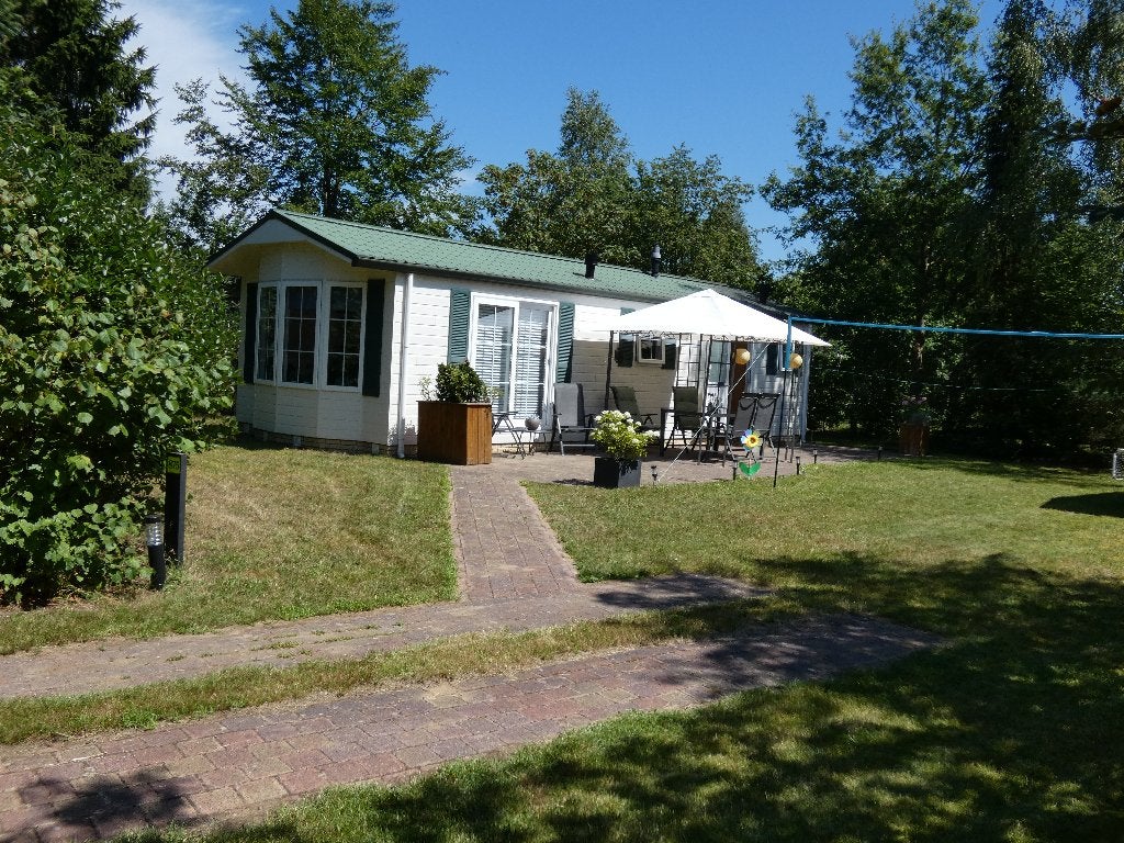 Te Koop :  4 pers Chalet op 5* ANWB camping "De Witterzomer", Tv, In bos, Recreatiepark