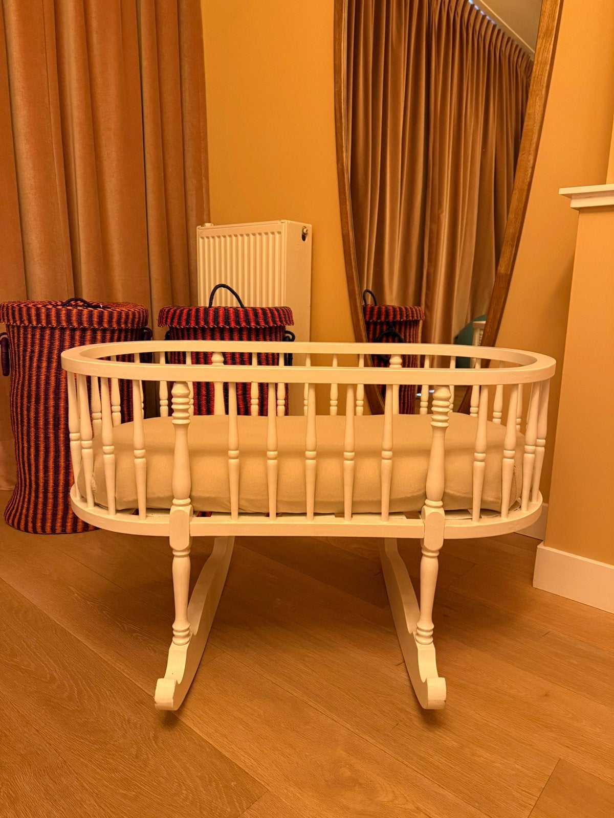 Wiegje hout wit ledikant baby incl matras, Kinderen en Baby's, Babywiegjes en Ledikanten, Ophalen, Gebruikt, Wieg