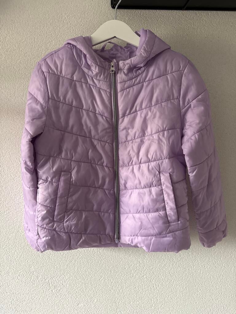 ONLY paarse zomerjas maat 122, Kinderen en Baby's, Kinderkleding | Maat 122, Ophalen of Verzenden, Zo goed als nieuw, Meisje, Jas