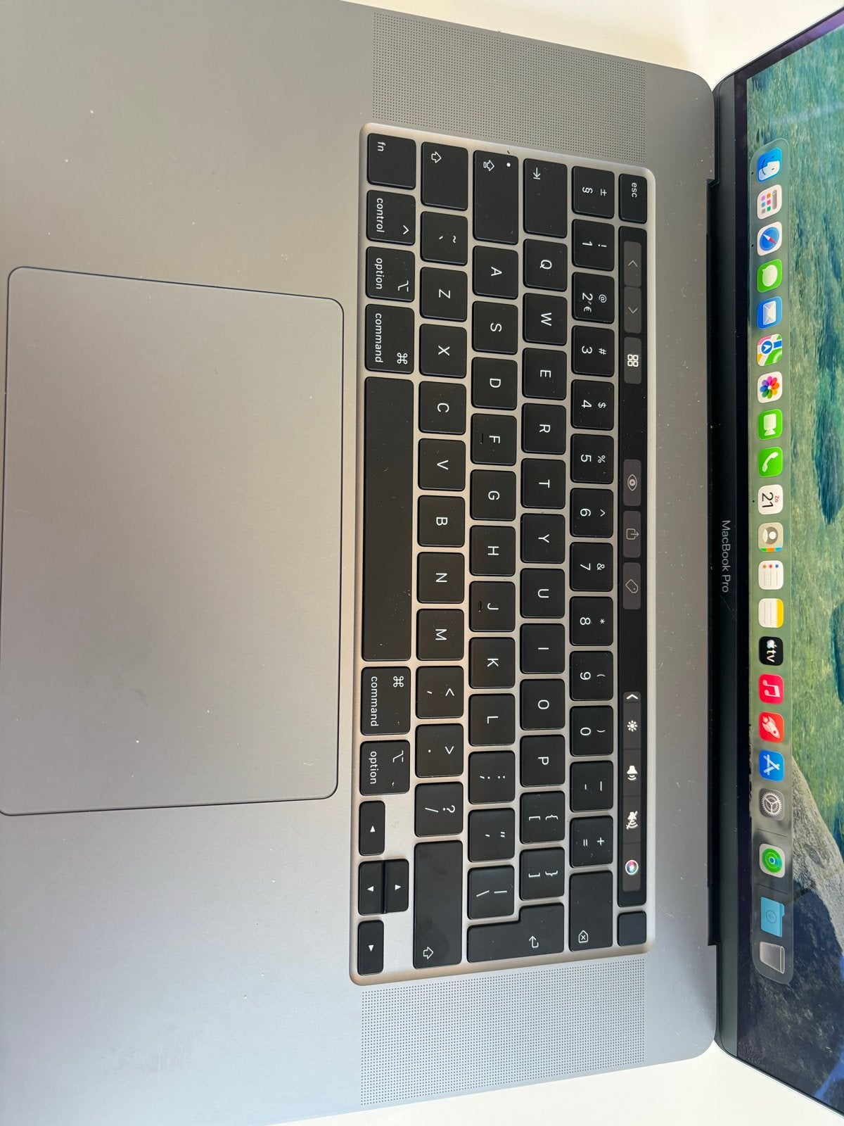 MacBook Pro 18 inch - Zo goed als nieuw, Computers en Software, Apple Macbooks, Qwerty, Overige groottes, Zo goed als nieuw, Onbekend
