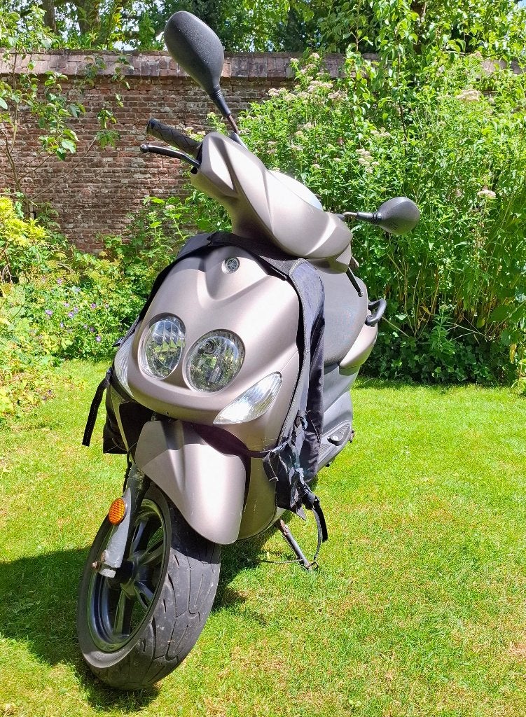 Yamaha Neo 4T van eerste eigenaar: 13.500 km, Fietsen en Brommers, Snorfietsen en Snorscooters, Gebruikt, Yamaha, Benzine, Ophalen