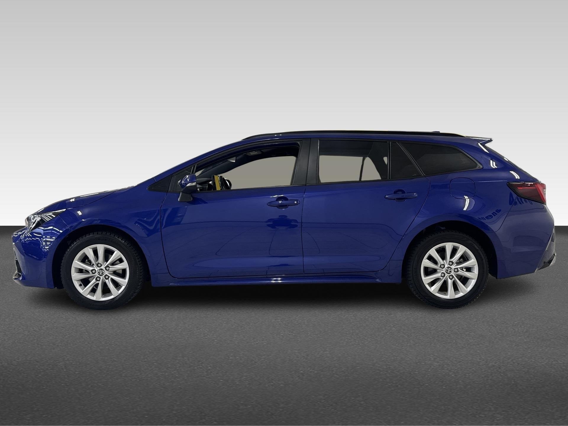 Toyota Corolla Touring Sports Hybrid 140 Business, Auto's, Automaat, 450 kg, Gebruikt, 4 cilinders