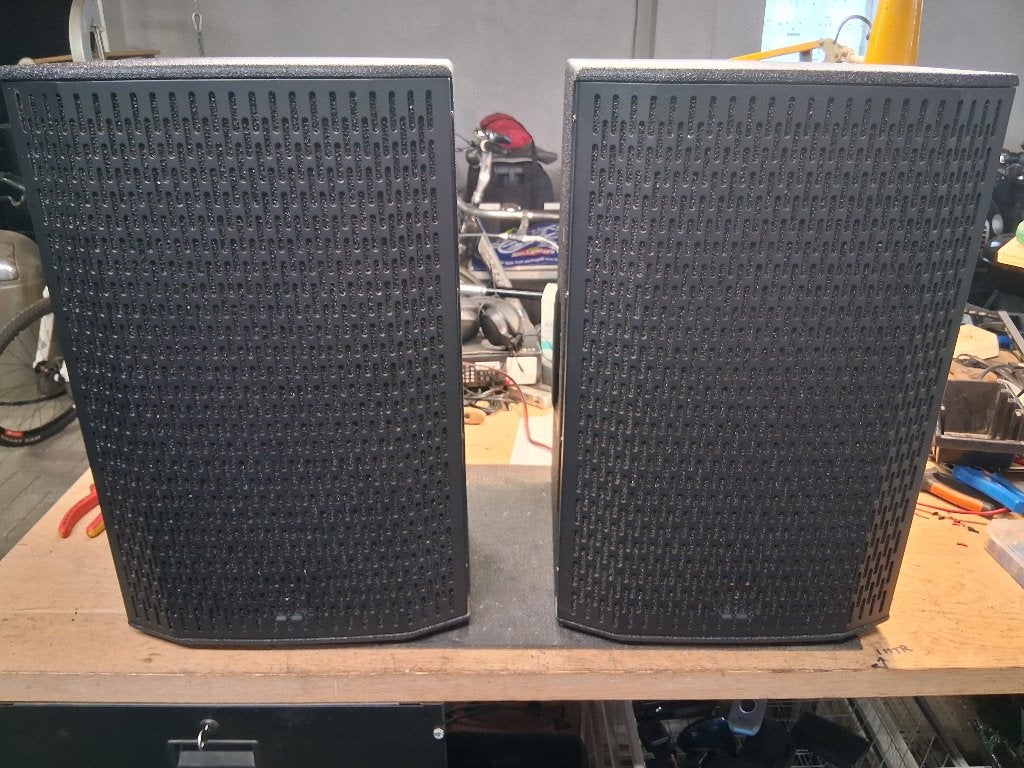 2 weg luidspreker JBL RCF 2 st., Gebruikt, JBL, Draagbare speaker, Ophalen