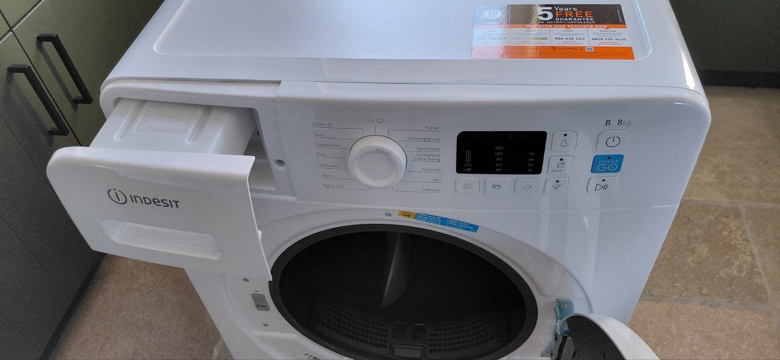 Indesit YTNL CM10 8BB Condensdroger - Zo goed als nieuw