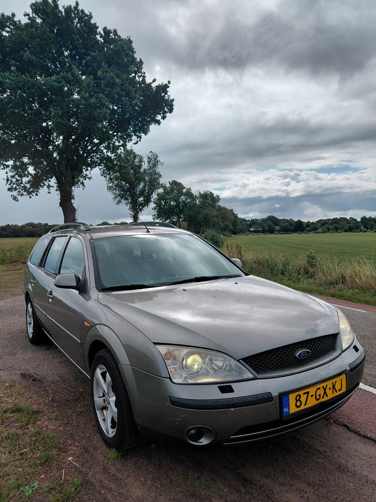 Ford Mondeo 2.0 16V 107KW Wagon AUT 2001 Groen, 145 pk, 730 kg, 1800 kg, 1367 kg
