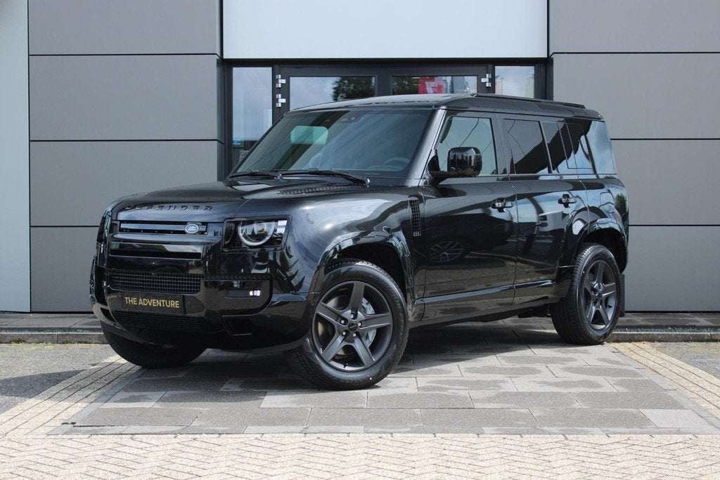 Land Rover Defender 110 P300e X-Dynamic SE | Facelift | Koel, Auto's, Land Rover, Automaat, Gebruikt, Euro 6, Met garantie (alle)