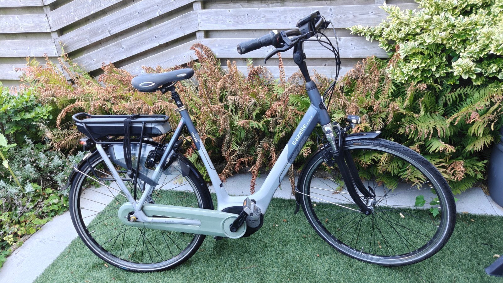 Gazelle Grenoble c7, Ophalen, Zo goed als nieuw, 59 cm of meer, 50 km per accu of meer