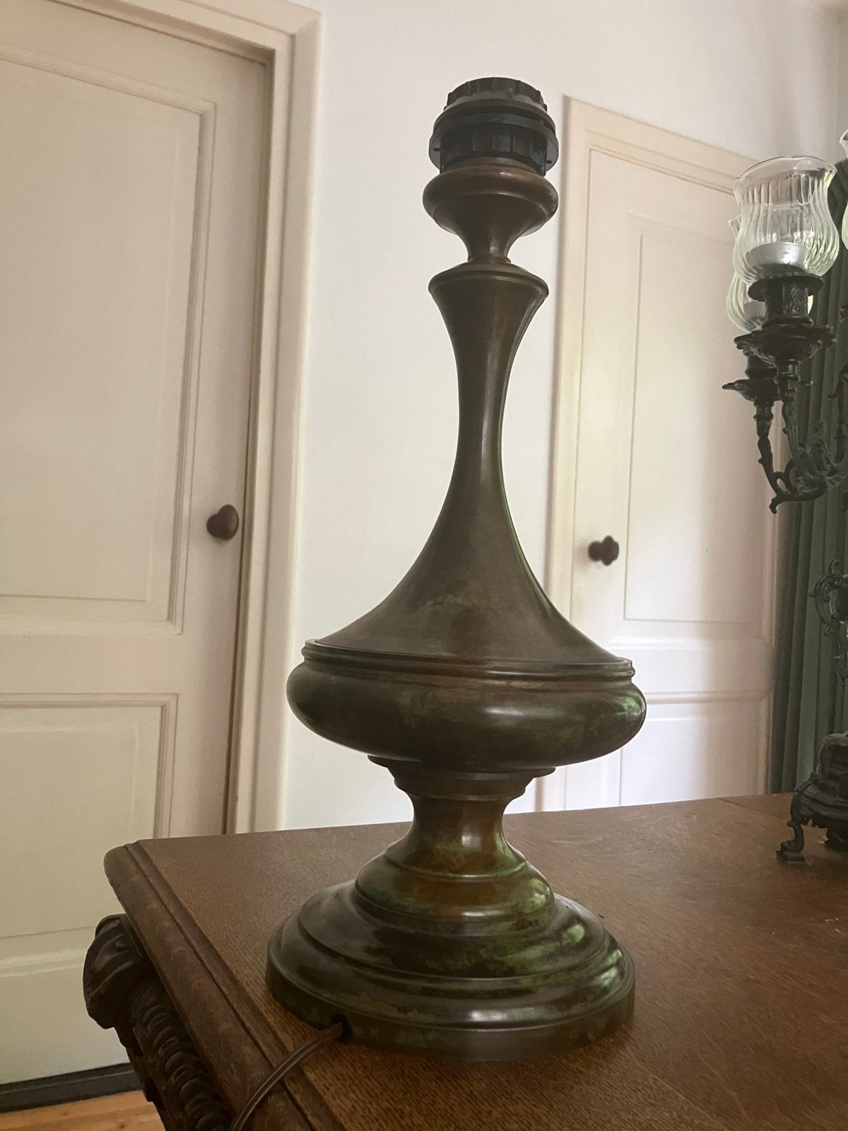 Zware vintage tafellamp met patina (ongeaard), Ophalen of Verzenden, Zo goed als nieuw