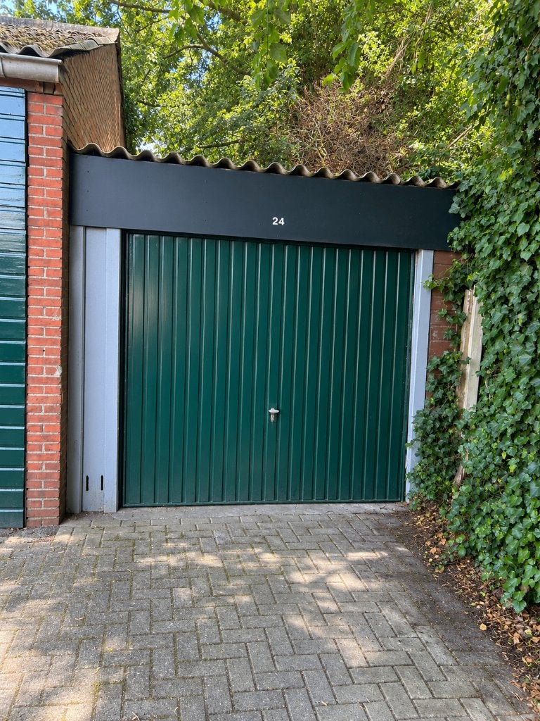 Garagebox te huur - Engelstilstraat, Winschoten, Huizen en Kamers, Groningen