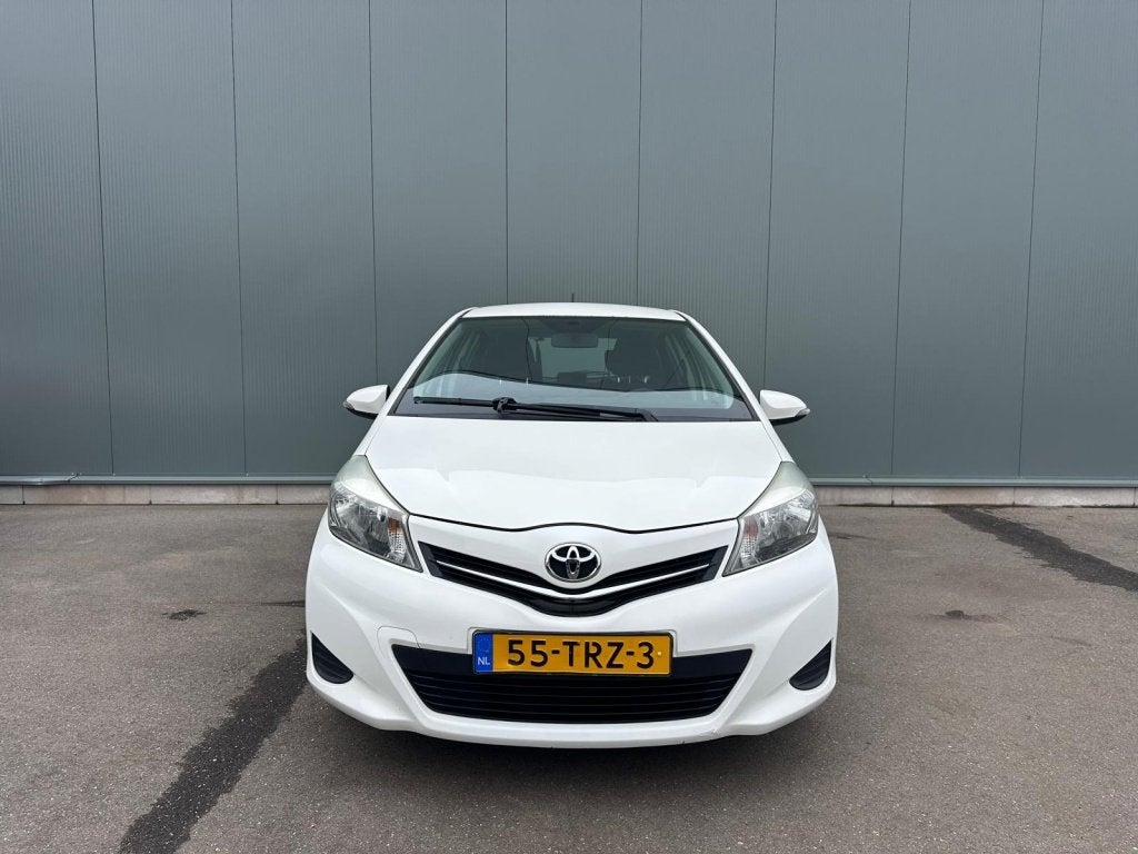 Toyota Yaris 1.0 VVT-i Aspiration AIRCO | CAMERA | NAP !, Auto's, Toyota, 21 km/l, Euro 5, 527 kg, 40 €/maand