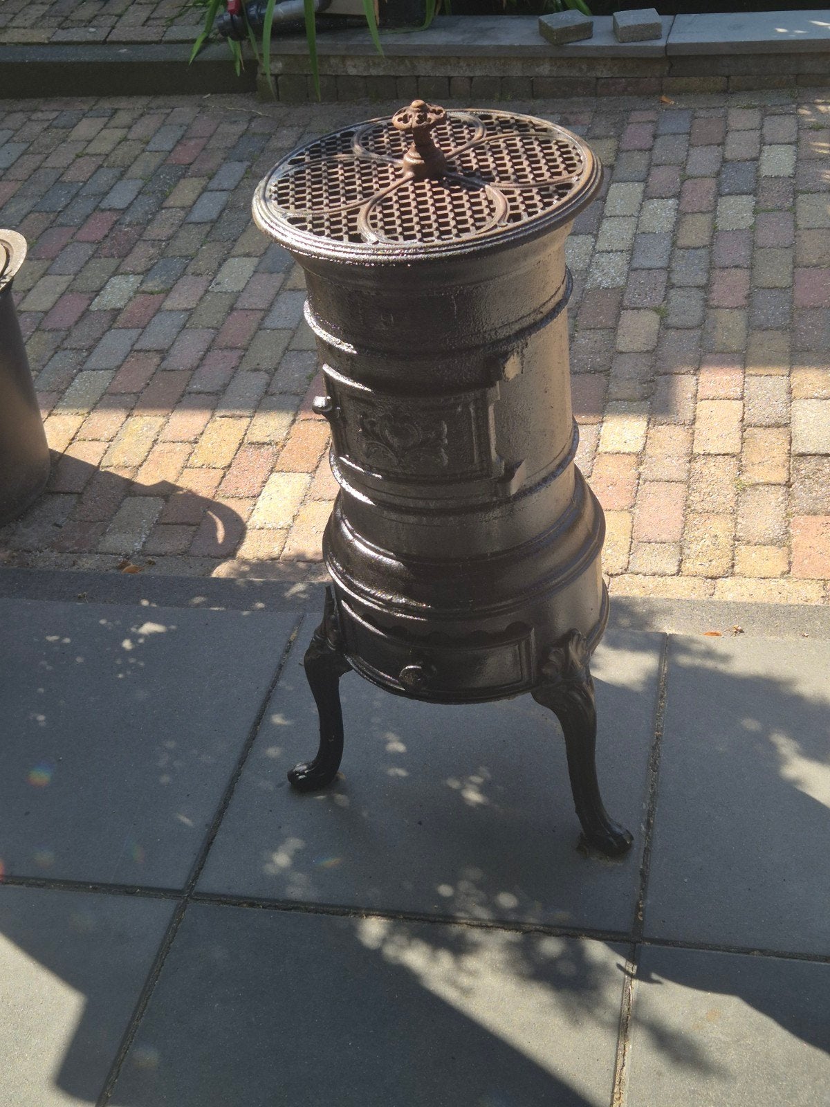 goede oud kacheltje voor hout en kolen, Ophalen