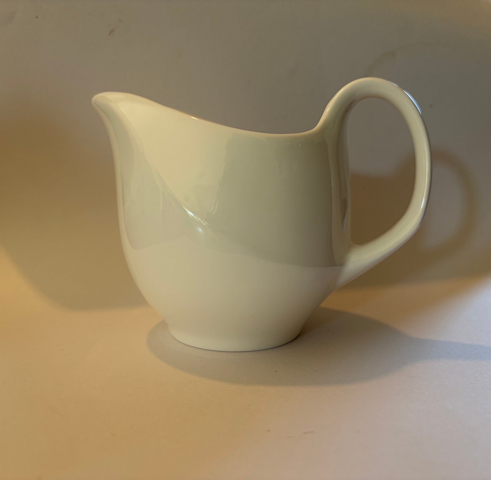 Wedgwood Solar melkkannetje wit, Overige typen, Nieuw, Ophalen of Verzenden, Modern