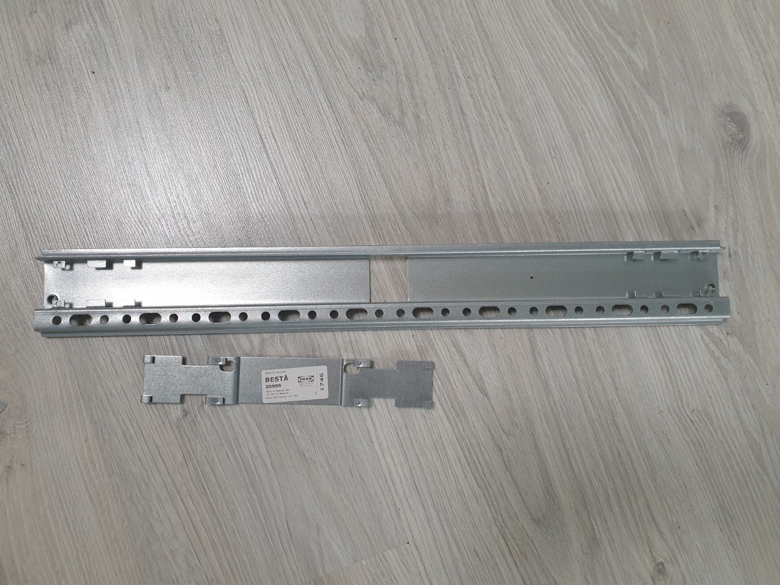 Ikea besta wandrail ophangsysteem wandsysteem, Ophalen, Nieuw, Minder dan 150 cm, Minder dan 100 cm