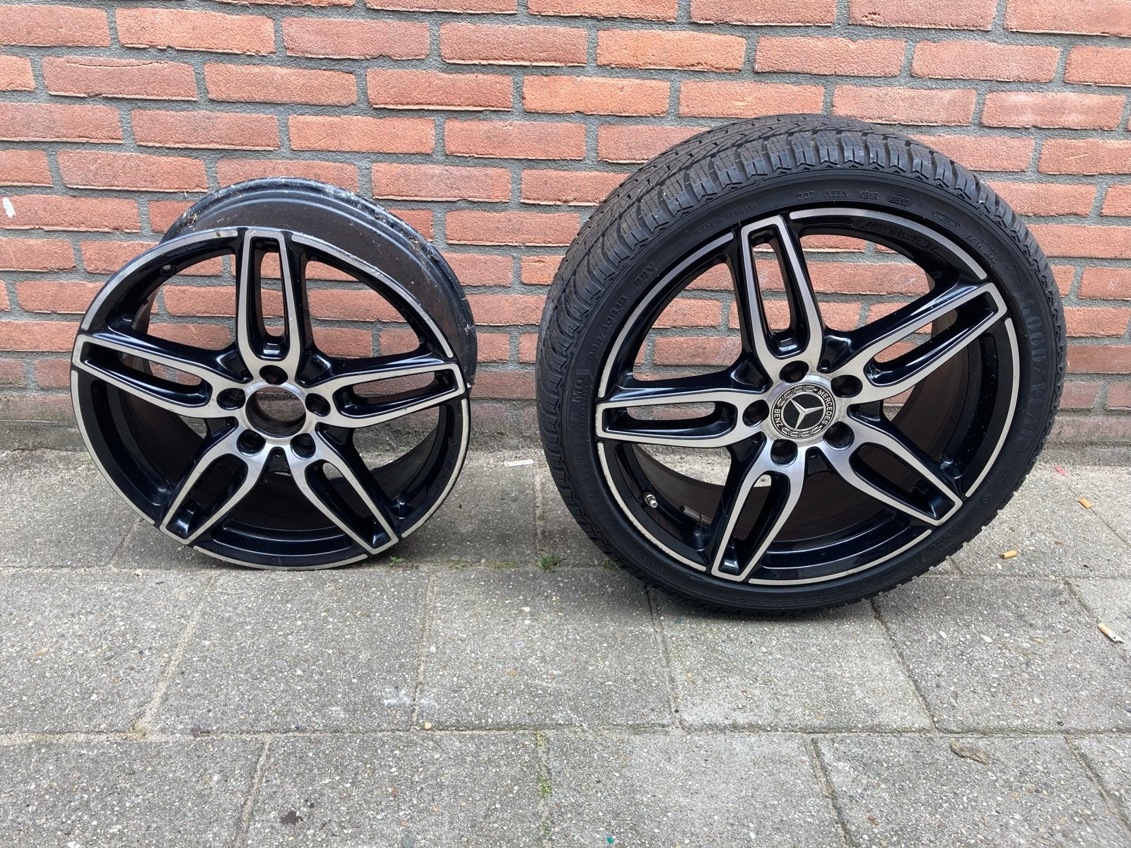 2 originele Mercedes A.M.G velgen 18inch, Auto-onderdelen, Banden en Velgen, 18 inch, Gebruikt, Banden en Velgen, Personenwagen