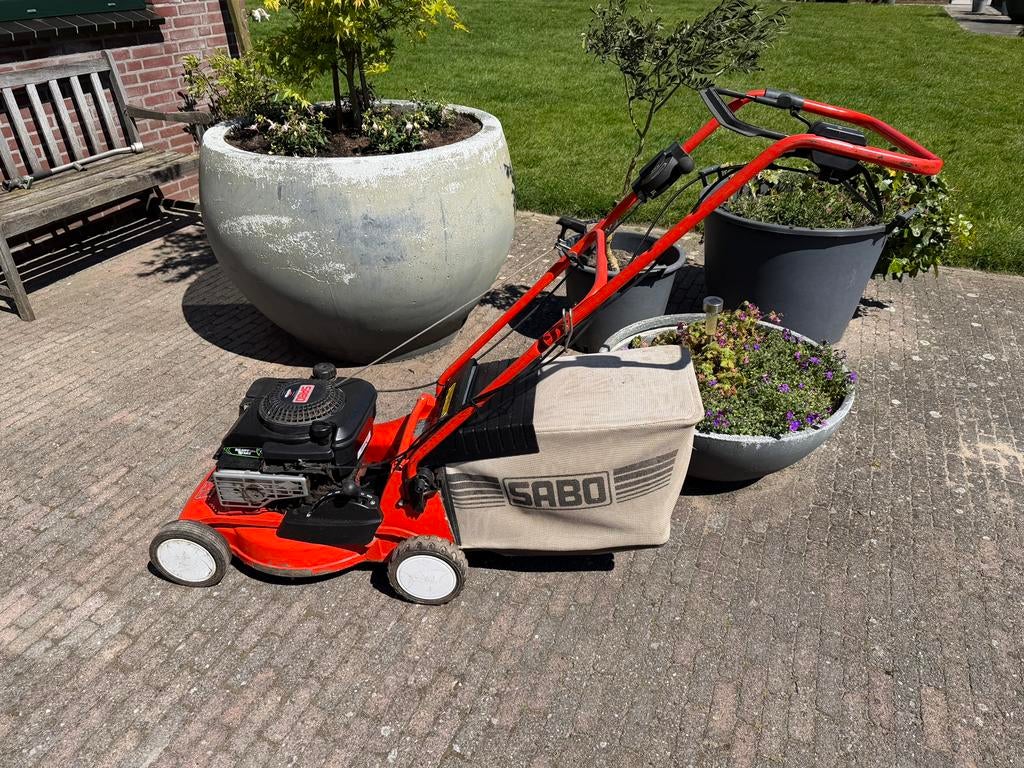 sabo grasmaaier met aandrijving, Tuin en Terras, Grasmaaiers, Ophalen, Cirkelmaaier, Gebruikt, 40 t/m 49 cm