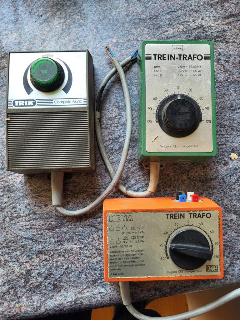 Set van 3 Trein Trafos: Trix Compact-Vario en Hema, Hobby en Vrije tijd, Modeltreinen | H0, Ophalen of Verzenden