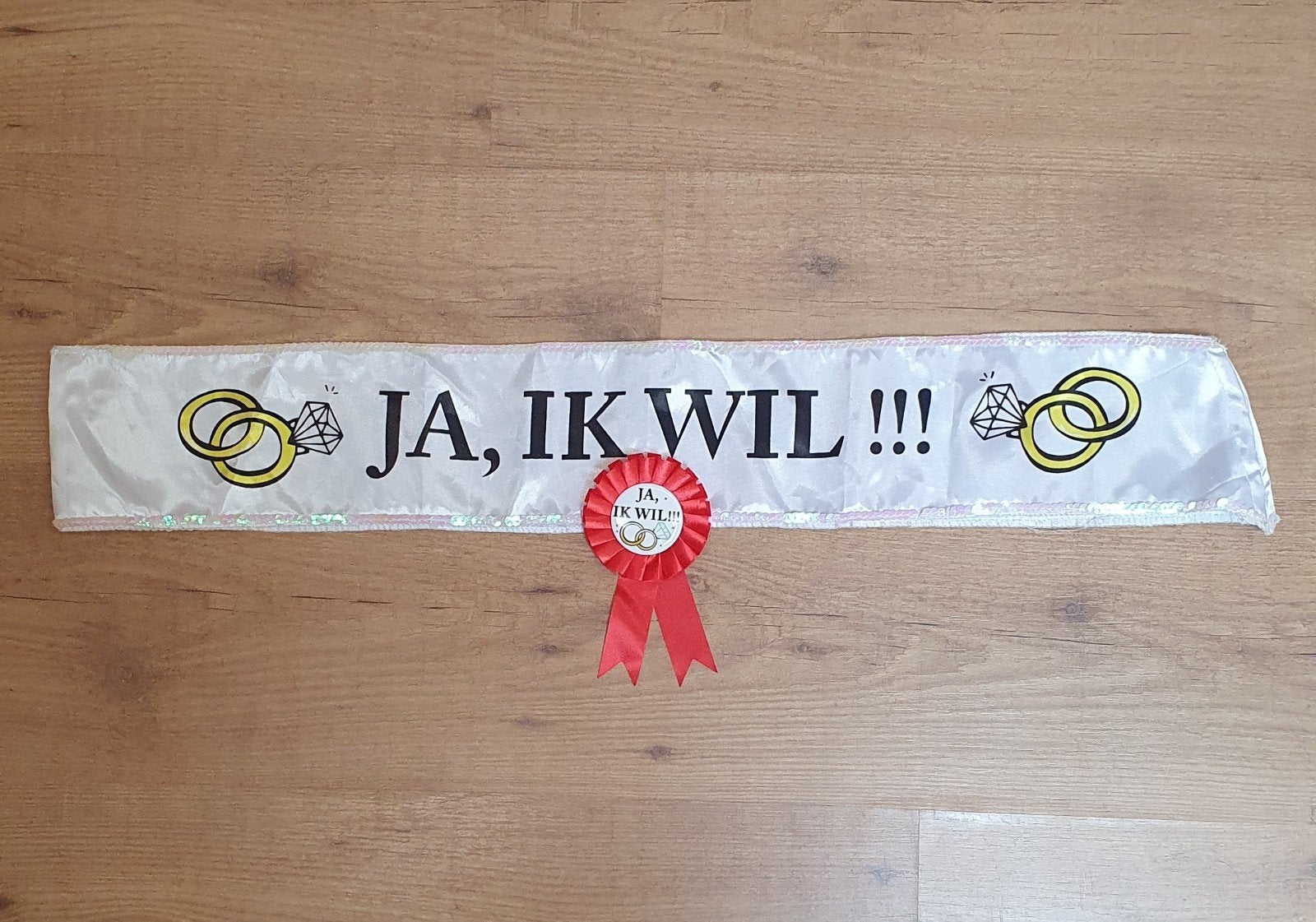 Sjerp en broche 'Ja, ik wil!' - 1x gebruikt, Ophalen of Verzenden, Zo goed als nieuw, Wit, Accessoires