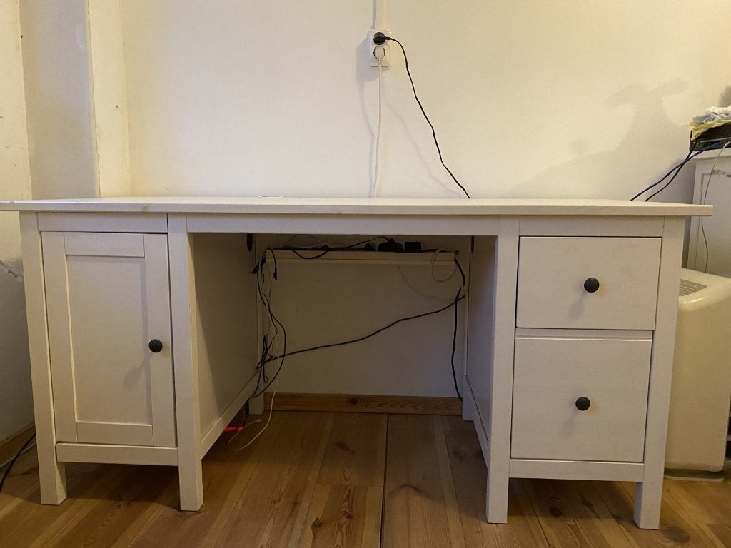 Wit bureau ikea, Ophalen, Gebruikt, Met lades, Schoolbureau
