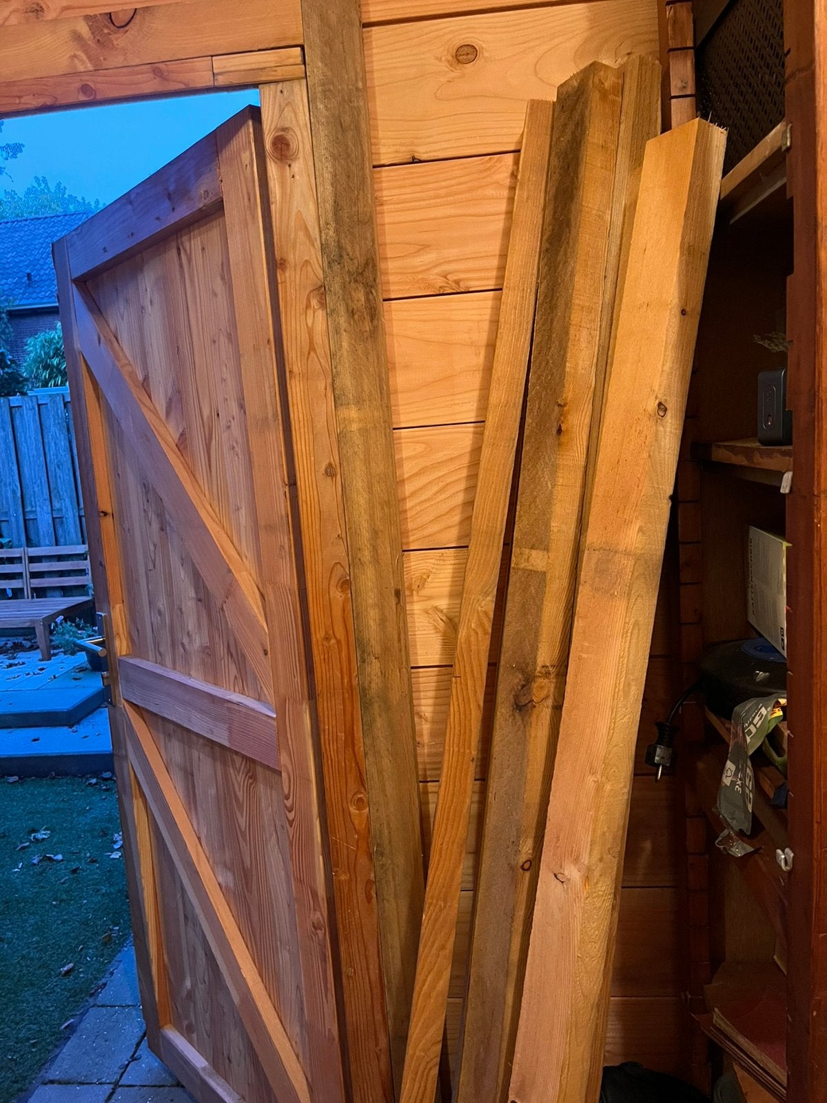 Hout (douglas), Ophalen, Zo goed als nieuw, Hout, Overige typen