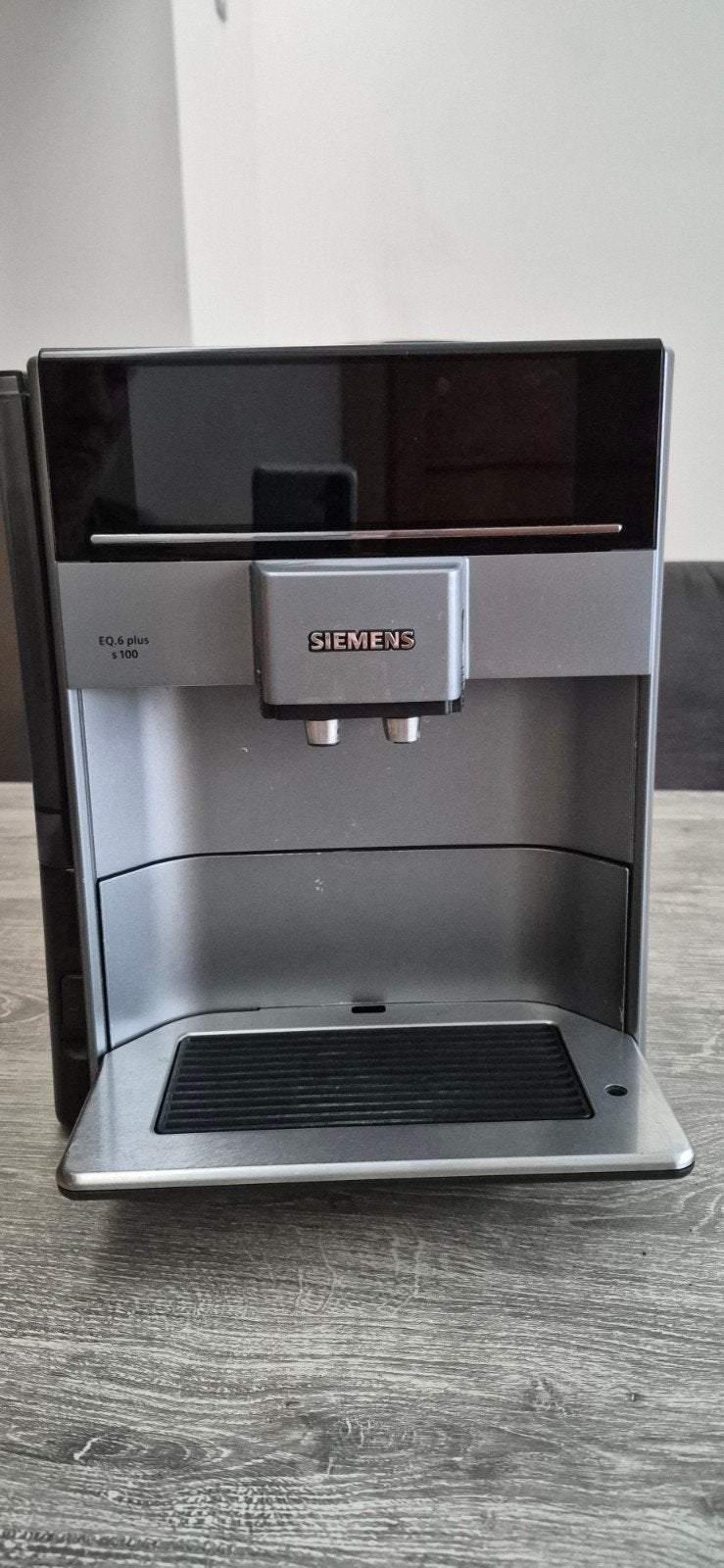 Siemens EQ.6 plus s100 volautomatische espressomachine, Ophalen of Verzenden, Gebruikt