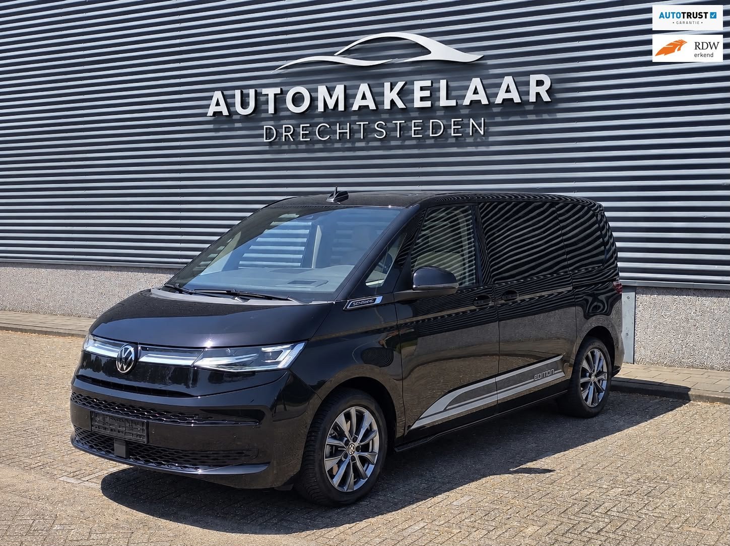Volkswagen MULTIVAN 1.4 eHybrid L1H1 EDITION/ 7 Zits/Pano/El, Gebruikt, Met garantie (alle), 7 stoelen, Zwart