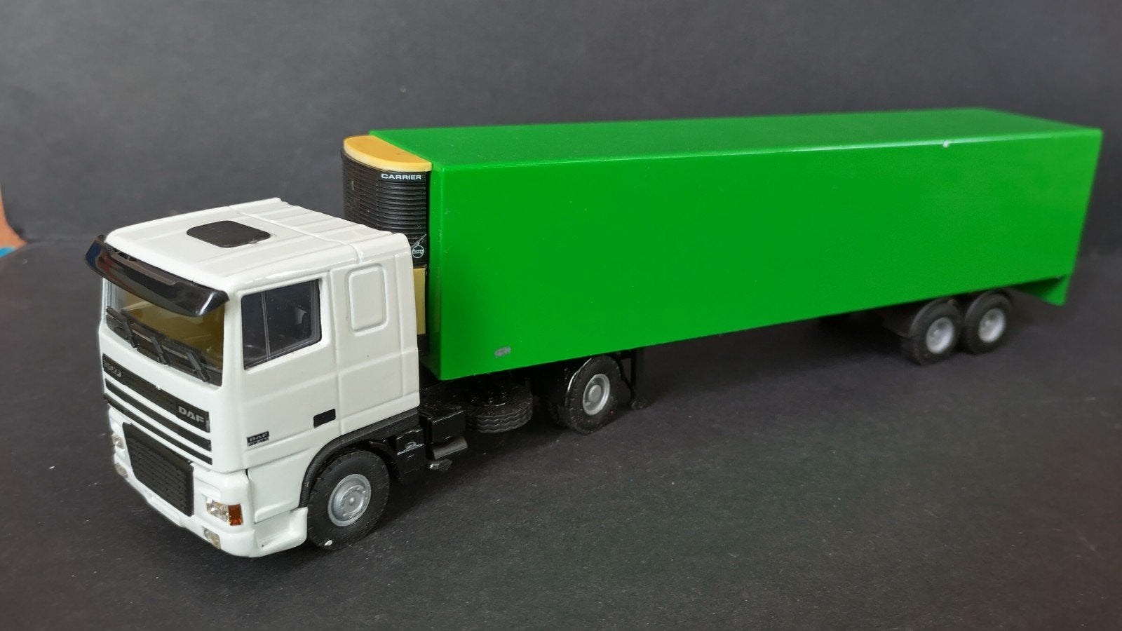 Daf 95 Koeltrailer 1:50 Lion Car Pol, Hobby en Vrije tijd, Verzenden, ., Zo goed als nieuw, .