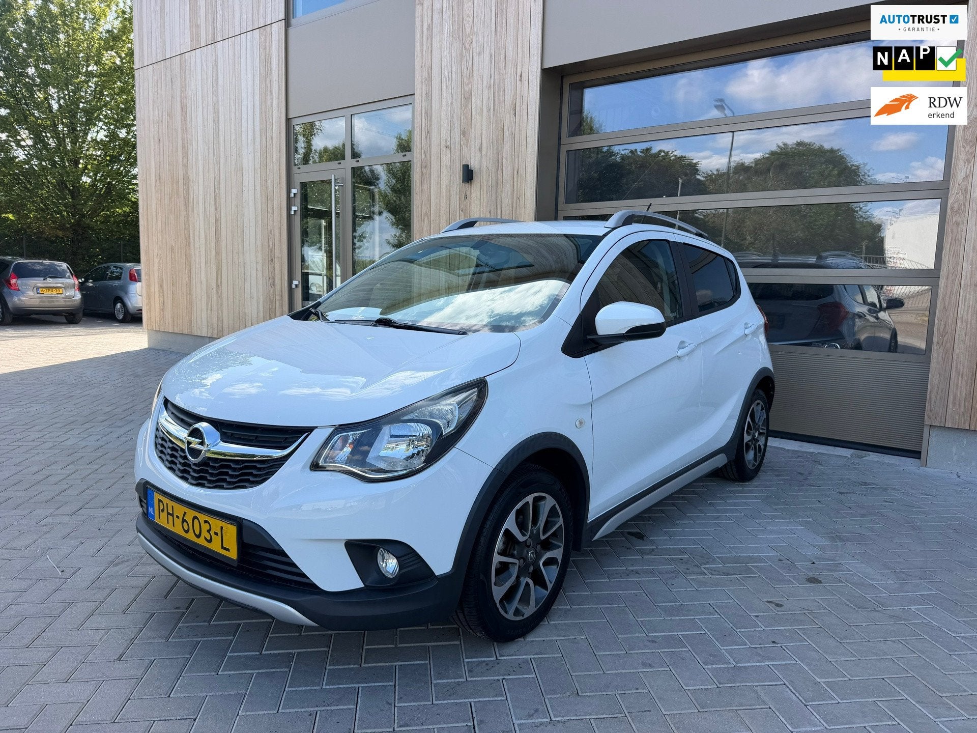 Opel KARL 1.0 Rocks Online Edition 5DRS|1ste eigenaar|Airco|, Auto's, Voorwielaandrijving, 839 kg, Stof, Gebruikt