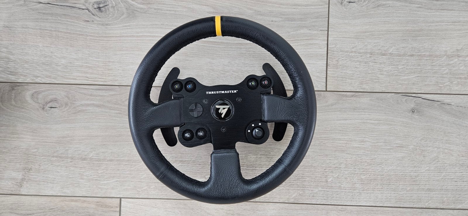 Foto 13 van Thrustmaster T300+TH8A shifter+T3PA Pro pedals+Playseat