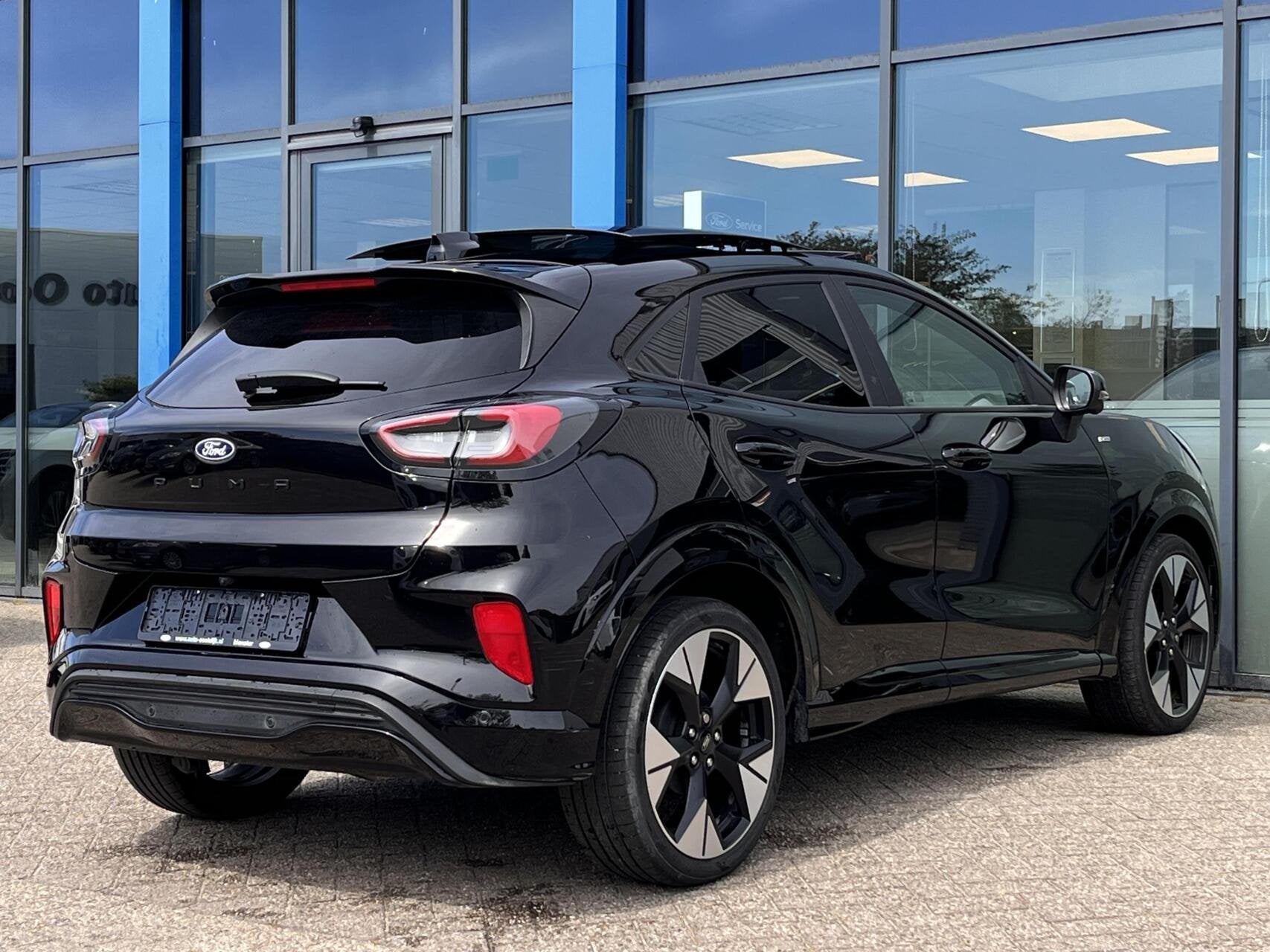 Ford Puma 1.0 EcoBoost Hybrid ST-Line X 155PK Automaat Afn., Zwart, Met garantie (alle), Zwart, Bedrijf