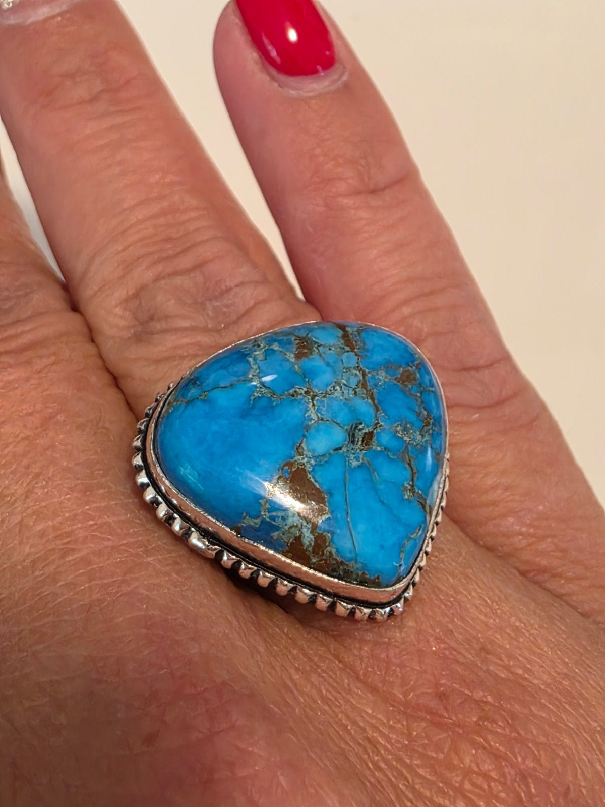 Ring met turquoise steen, 19 tot 20, Zwanensingel 239, Nieuw, Dame