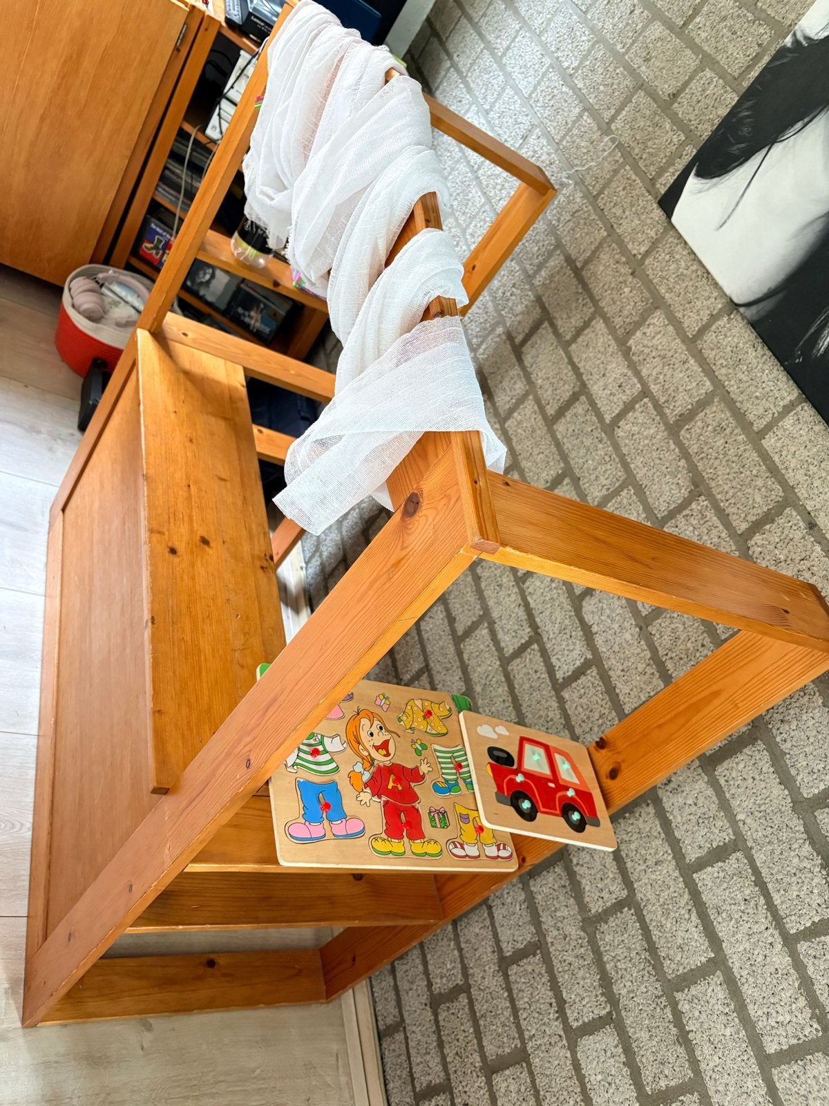 Gratis afhalen: Houten speelgoed winkeltje, Kinderen en Baby's, Speelgoed | Houten speelgoed, Ophalen, Gebruikt, Meubelstuk of Keukentje