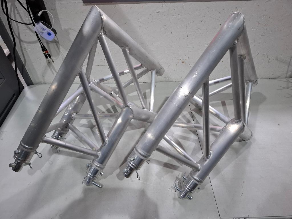 3hoek truss stijghoek DT 33/2-C24-D90, Muziek en Instrumenten, Ophalen, Nieuw