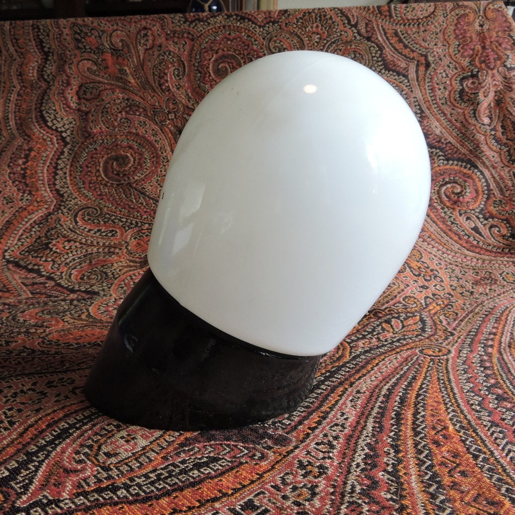 Vintage wand lamp zwart bakeliet opaline glas druppel bol, Ophalen of Verzenden, Zo goed als nieuw, Glas