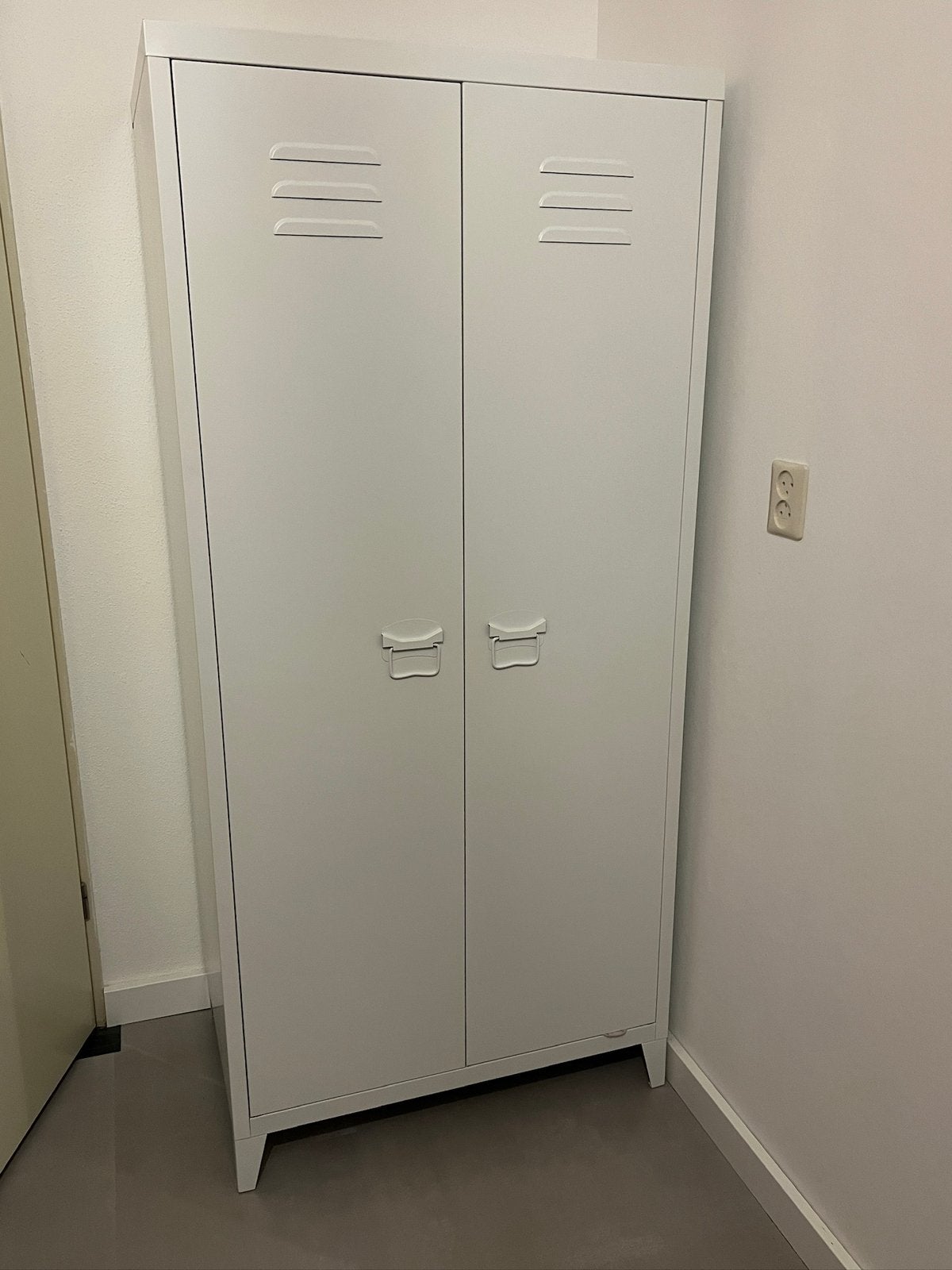 Kledingkast lockerkast 165x76x50 kinderkamer, Huis en Inrichting, Kasten | Lockerkasten, Ophalen, Zo goed als nieuw