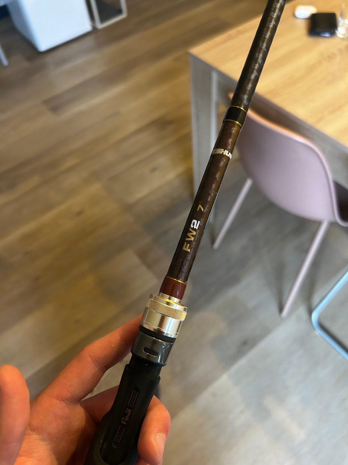 Fishus FW2.   10-28g, Ophalen, Zo goed als nieuw, Overige typen