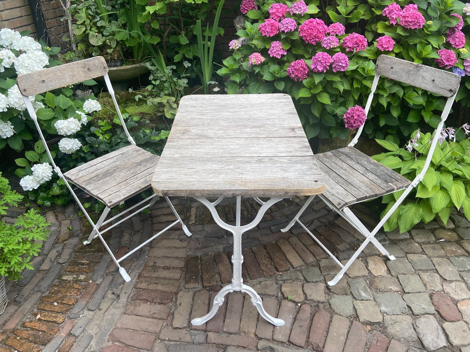 Antieke/ brocante bistro tuinset met gietijzeren frame, Ophalen, Gebruikt, Overige materialen, 2 zitplaatsen